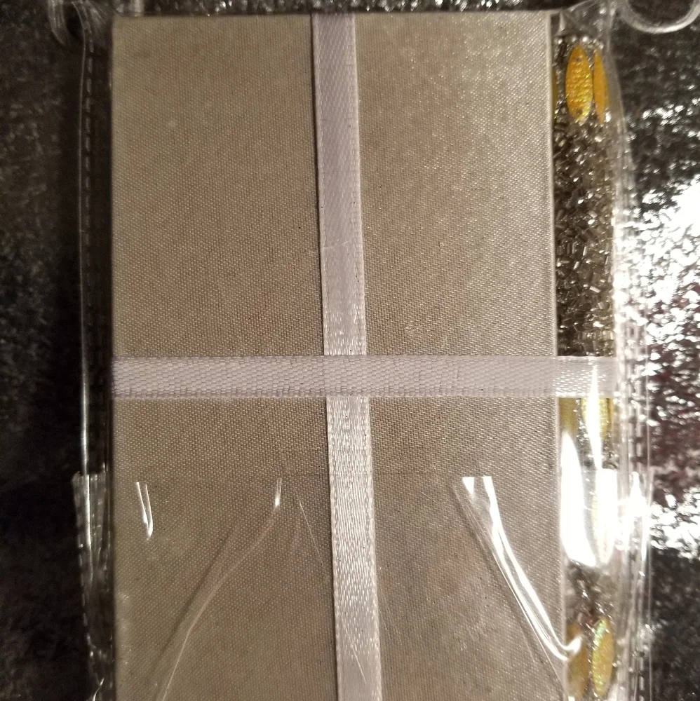 Beaded silver leafy journal with pen set.